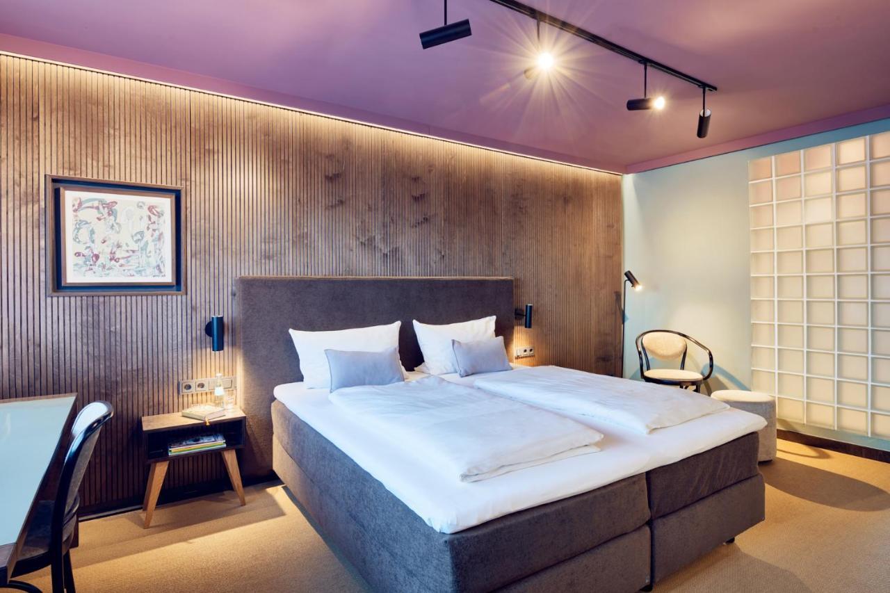 בוכום Art Hotel Tucholsky מראה חיצוני תמונה