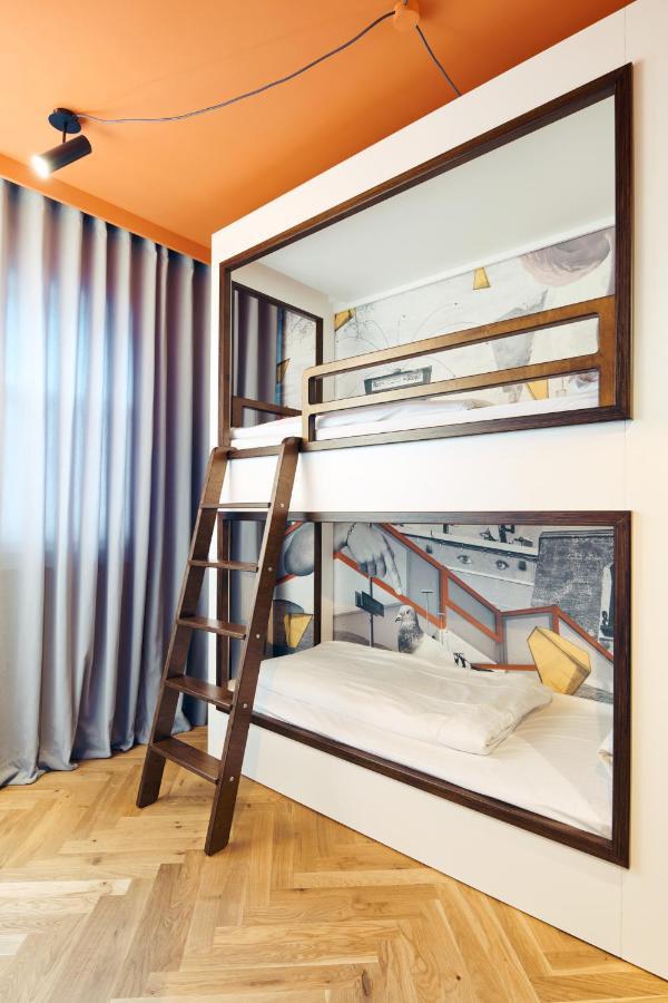 בוכום Art Hotel Tucholsky מראה חיצוני תמונה